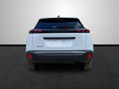 Peugeot 2008 Allure Gasolina 100 S&S 6 Vel. MAN