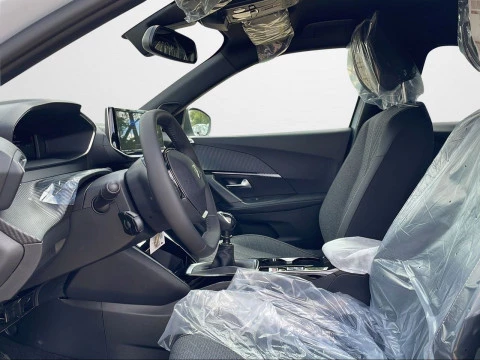 Peugeot 2008 Allure Gasolina 100 S&S 6 Vel. MAN