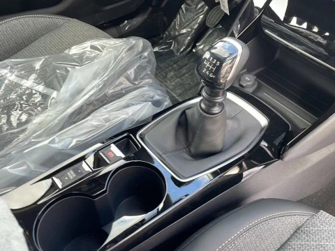 Peugeot 2008 Allure Gasolina 100 S&S 6 Vel. MAN