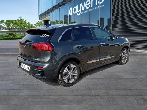 Kia e-Niro e-Niro 150kW Emotion (Long Range)