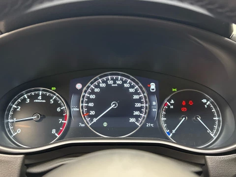 Mazda CX-30 e-SKYACTIV G AT Homura