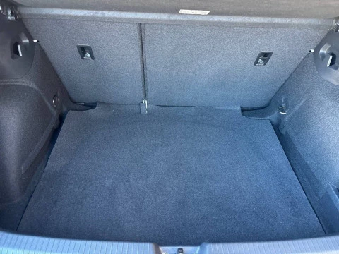 Volkswagen Golf 1.0 TSI 81kW (110CV)