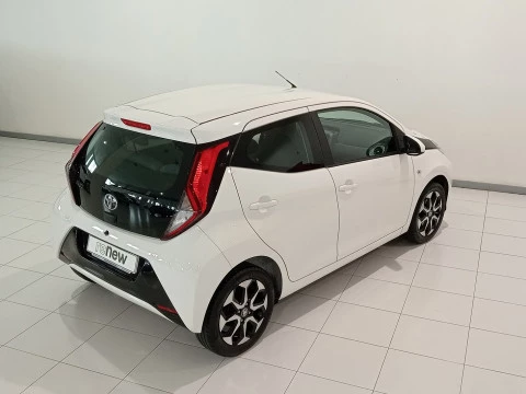 Toyota Aygo  70 x-play x-shift