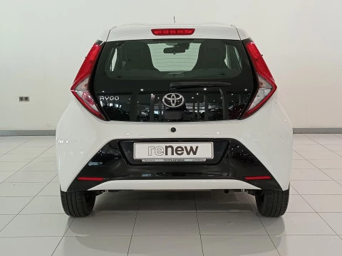 Toyota Aygo  70 x-play x-shift