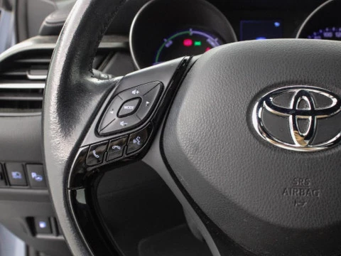 Toyota C-HR CH Toyota C-HR - MY22