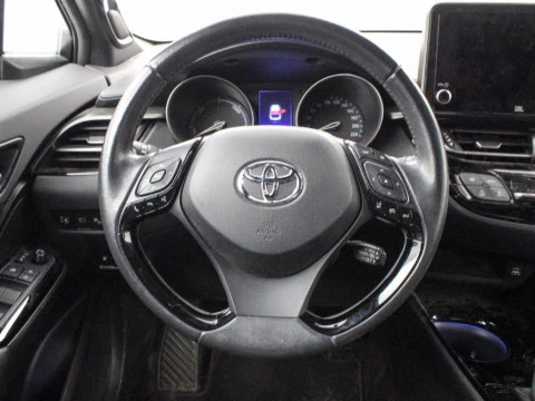 Toyota C-HR CH Toyota C-HR - MY22