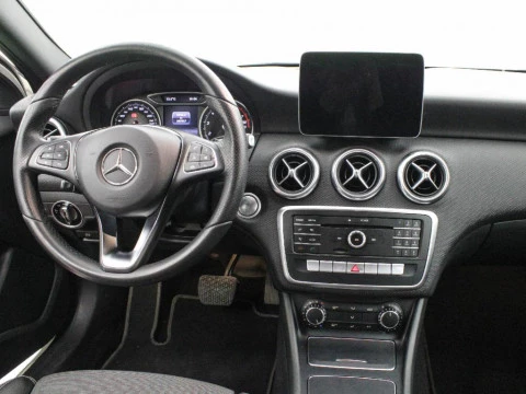 Mercedes-Benz Clase A A 180