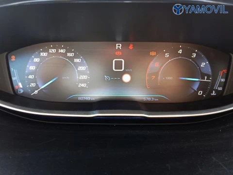 Peugeot 3008 PureTech 130 Allure EAT6 96 kW (130 CV)