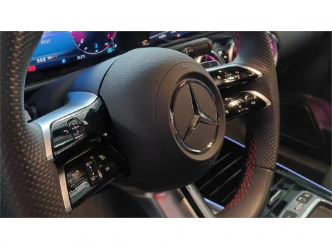 Mercedes-Benz GLA 200 D