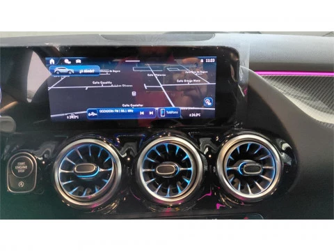 Mercedes-Benz GLA 200 D