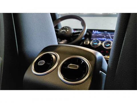 Mercedes-Benz GLA 200 D