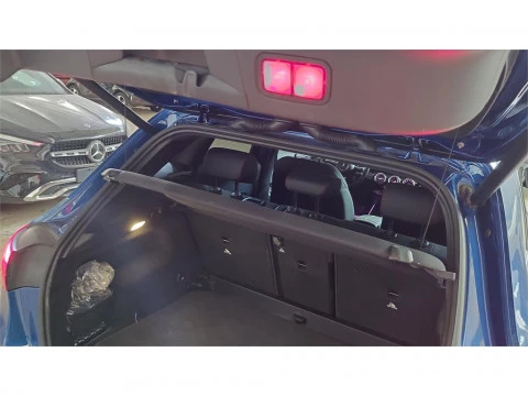 Mercedes-Benz GLA 200 D