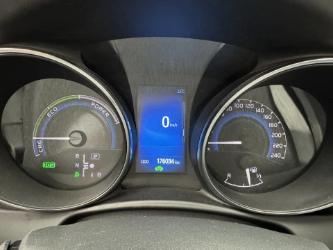 Toyota Auris 1.8 140H Hybrid Feel! Edition