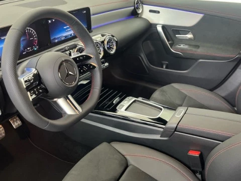 Mercedes-Benz CLA 250 e Coupé con tecnología híbrida EQ