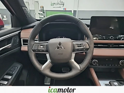 Mitsubishi Outlander PHEV First Edition 4WD