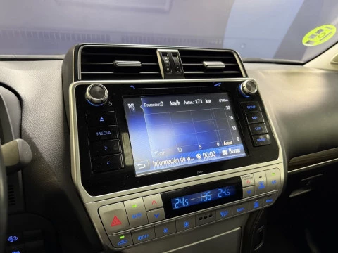 Toyota Land Cruiser 2.8 D-4D VXL AUTO