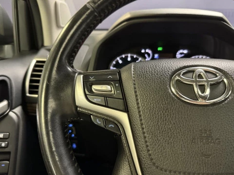 Toyota Land Cruiser 2.8 D-4D VXL AUTO