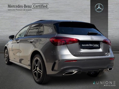 Mercedes-Benz Clase A  250 e Compacto con tecnología híbrida EQ