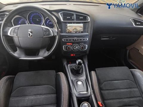 DS 4 Crossback 1.2 PureTech SANDS Style 96 kW (131 CV)