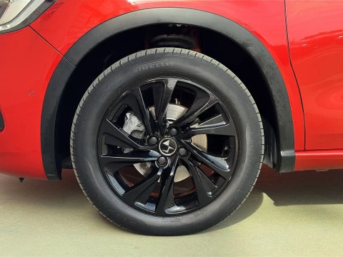 DS 4 Crossback 1.2 PureTech SANDS Style 96 kW (131 CV)