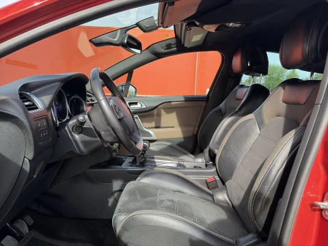 DS 4 Crossback 1.2 PureTech SANDS Style 96 kW (131 CV)