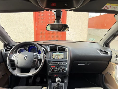 DS 4 Crossback 1.2 PureTech SANDS Style 96 kW (131 CV)