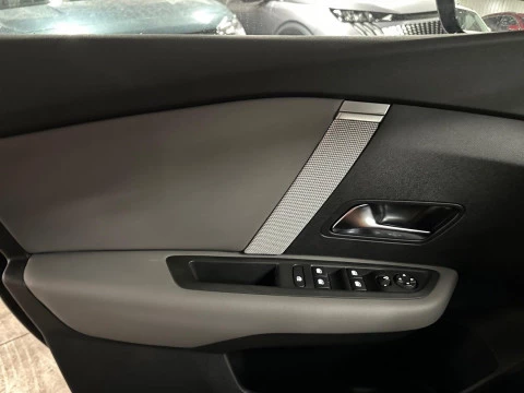 Citroën C4 Hybrid 145 ë-DCS6 Collection
