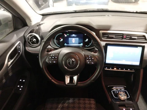 MG ZS EV Luxury Std Range