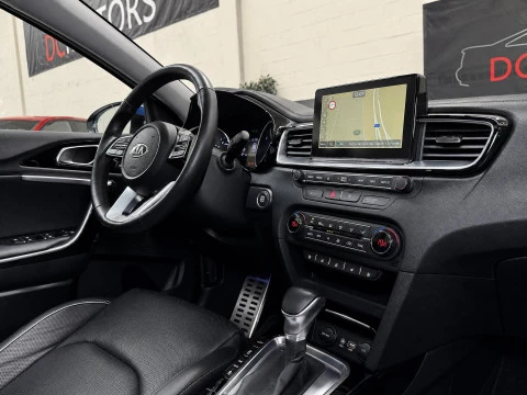 Kia Cee'd 1.4 CVVT 74kW (100CV) x-Tech17