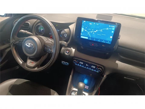 Toyota Yaris 5 Puertas GR SPORT 120H Automático (e-CVT)