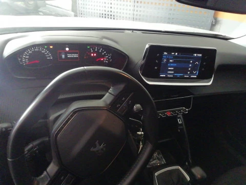Peugeot 2008 Active Pack BlueHDI 81kW (110CV)