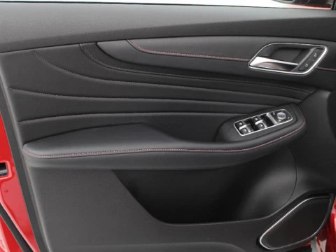 MG HS 1.5 DCT LUXURY MY23