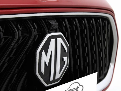 MG HS 1.5 DCT LUXURY MY23