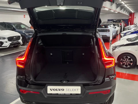 Volvo XC40 XC40 B3 PLUS BLACK EDITION