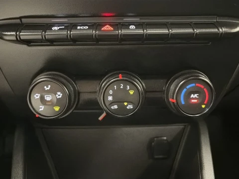 Dacia Duster Essential 1.6 84 kW (115 CV) 4X2