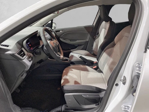 Renault Clio Evolution TCe 90 (67kw)