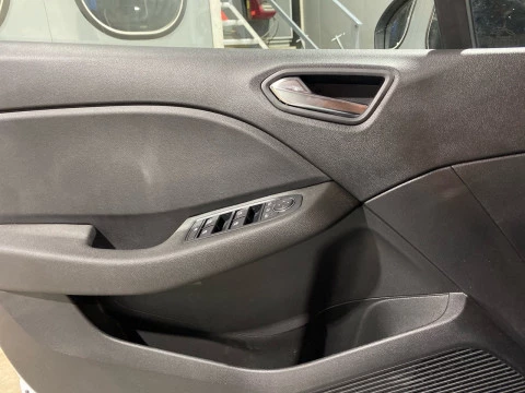 Renault Clio Evolution TCe 90 (67kw)