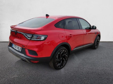 Renault Arkana Esprit Alpine full hybrid E-Tech 105kW