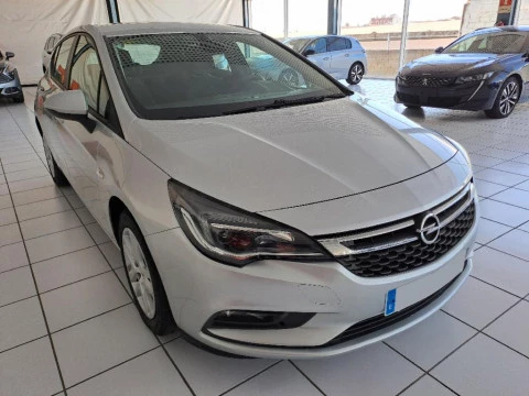Opel Astra 1.6 CDTI 110 HP SELECTIVE 5P