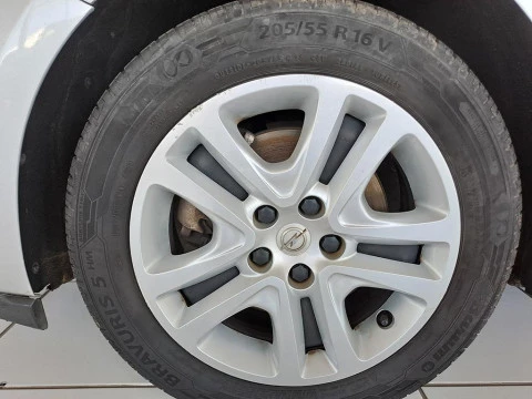 Opel Astra 1.6 CDTI 110 HP SELECTIVE 5P