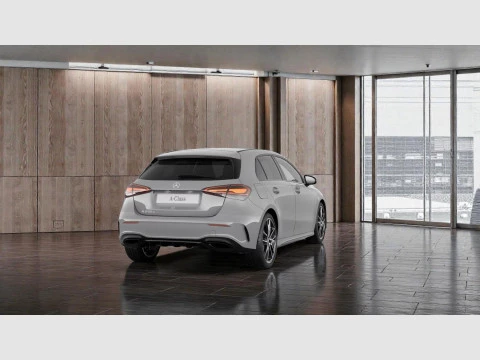 Mercedes-Benz Clase A A 250 e con tecnologia hibrida EQ
