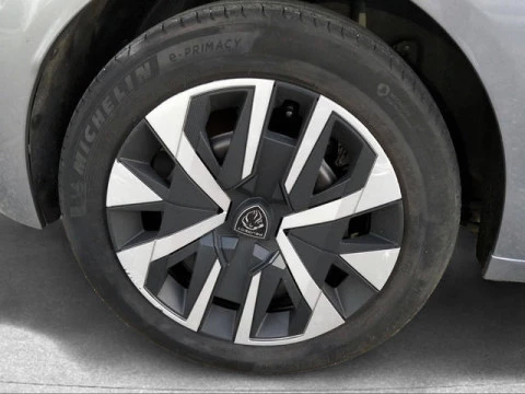 Peugeot 208 PureTech 100 Active 75 kW (100 CV)