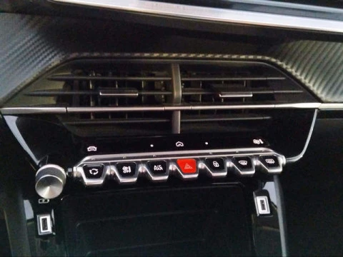 Peugeot 208 PureTech 100 Active 75 kW (100 CV)