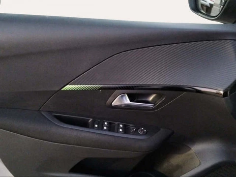 Peugeot 208 PureTech 100 Active 75 kW (100 CV)