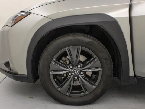 Lexus UX 2.0 250H BUSINESS AUTO 184 5P