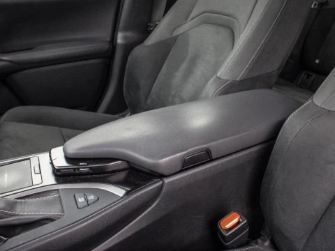 Lexus UX 2.0 250H BUSINESS AUTO 184 5P