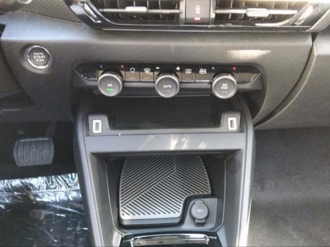 Citroën C4 Hybrid 145 Business Edition e-DCS6 107 kW (145 CV)