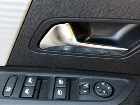 Citroën C4 Hybrid 145 Business Edition e-DCS6 107 kW (145 CV)