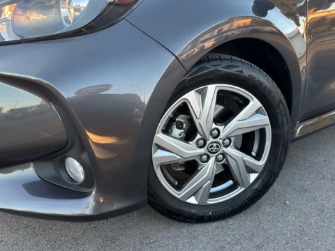 Toyota Yaris TOYOTA 120H e-CVT 5P Active Tech