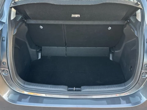 Toyota Yaris TOYOTA 120H e-CVT 5P Active Tech